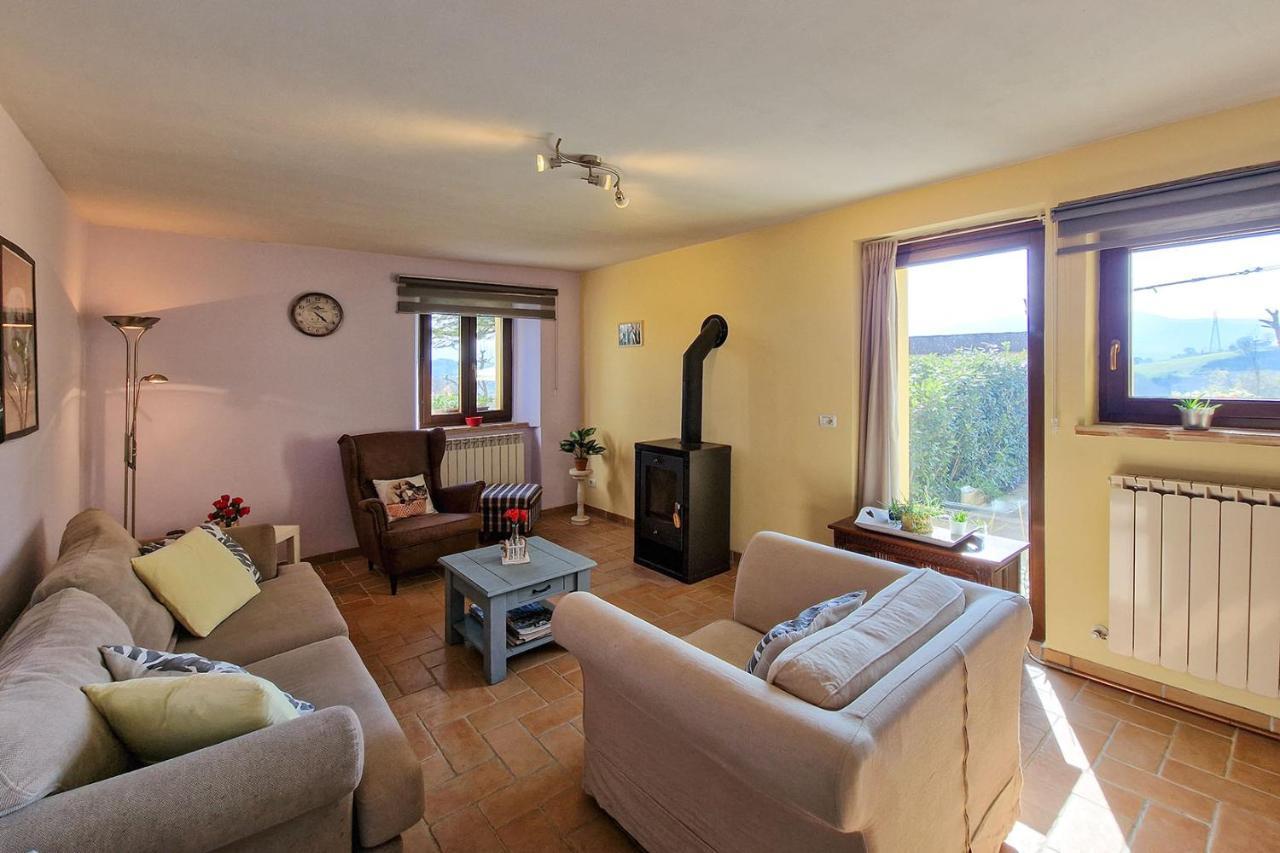 Villa Pilotti Country House Penna San Giovanni Εξωτερικό φωτογραφία